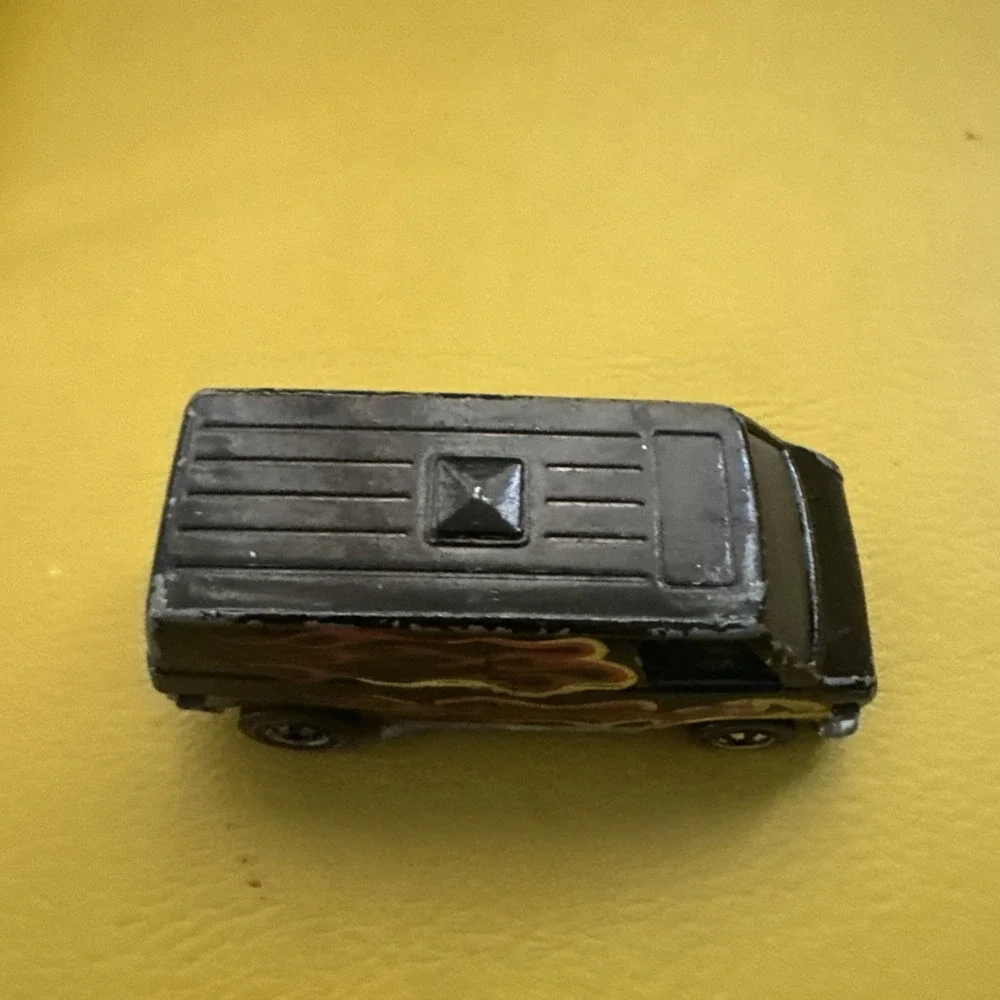Hot Wheels Super Van 1974 Redline Black With Flames Mattel Hong Kong Vintage